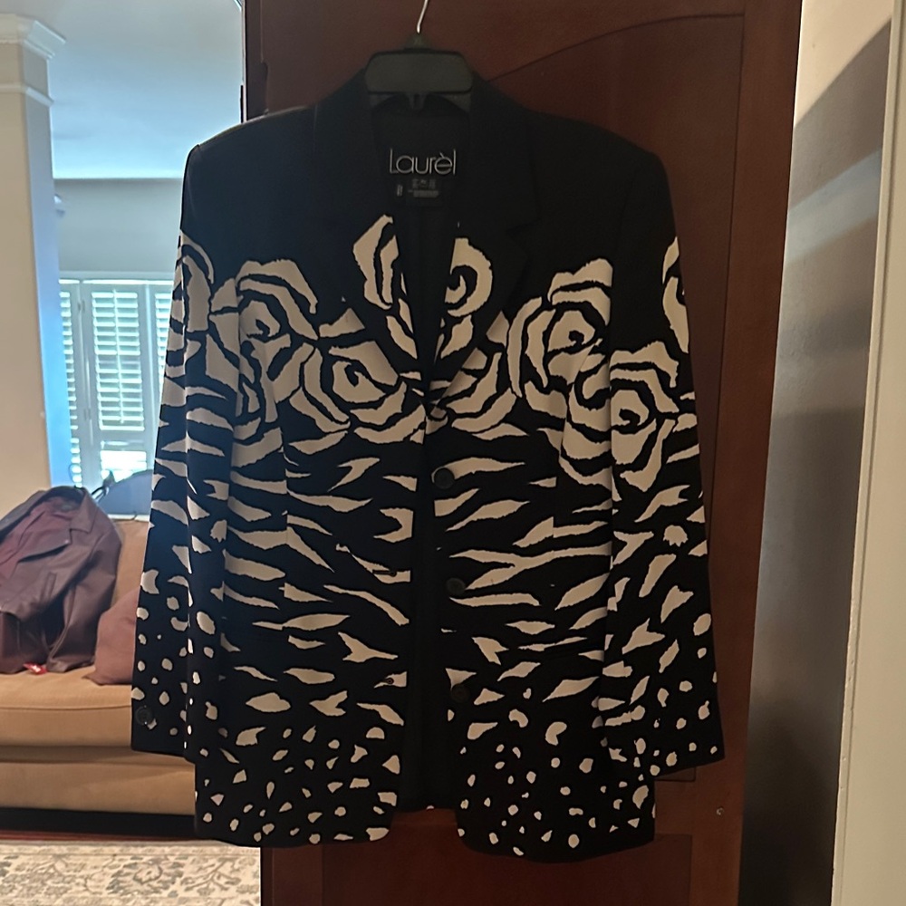 Laurel Blazer - image 1